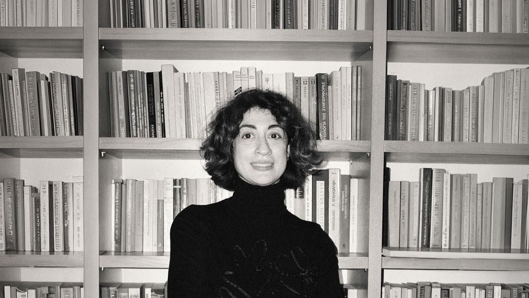 ΟΙ ΑΝΘΡΩΠΟΙ ΠΙΣΩ ΑΠΟ ΤΟ ΒΙΒΛΙΟ – Συνέντευξη με τη μεταφράστρια Χριστίνα Ευτύχη